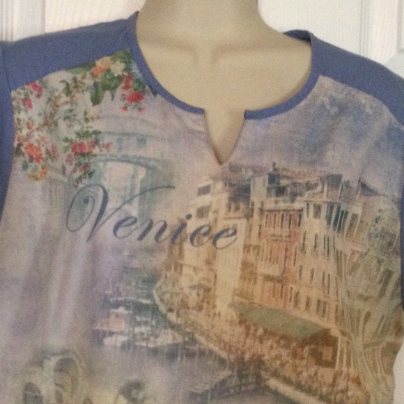 Cherokee Studio Scrub Top - Picture 2 of 6